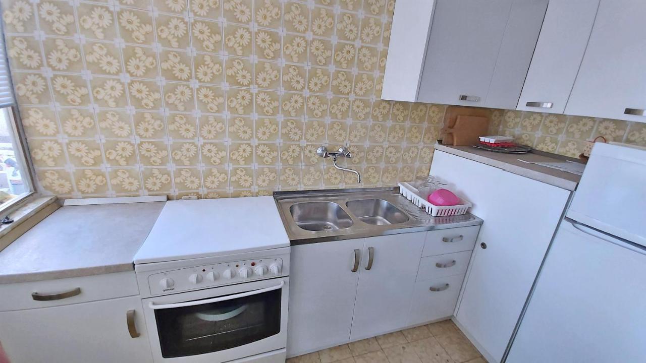 Apartment Cedo Omiš Exterior foto