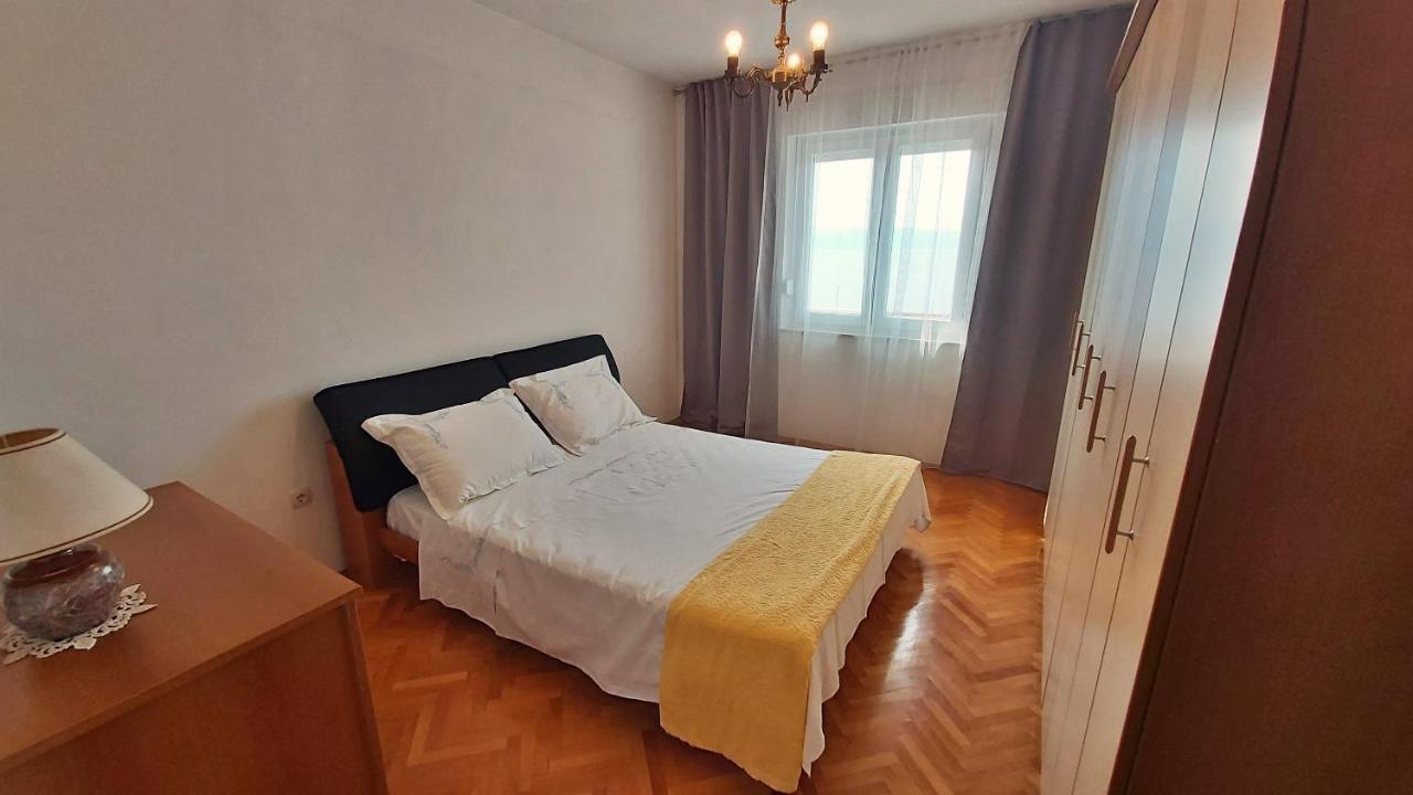 Apartment Cedo Omiš Exterior foto