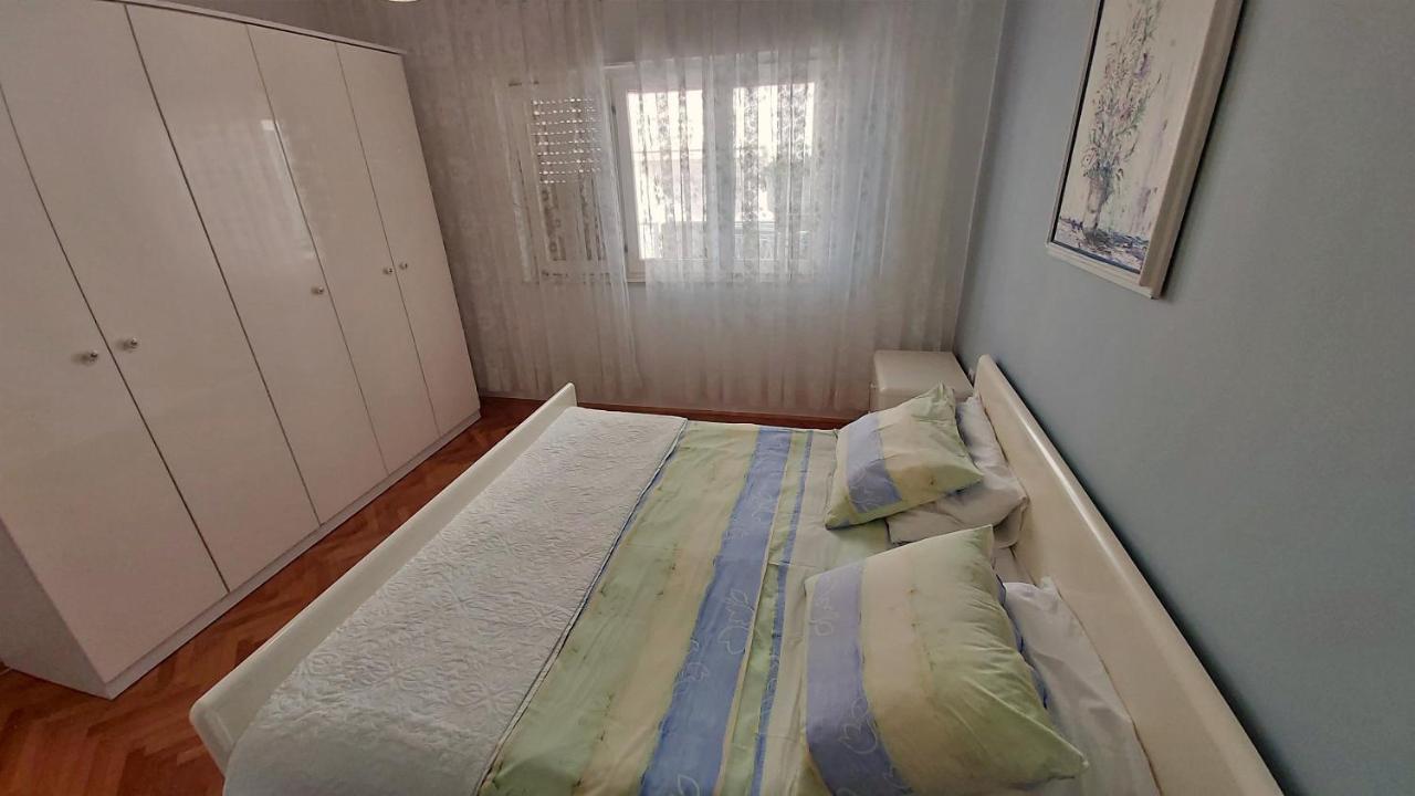 Apartment Cedo Omiš Exterior foto