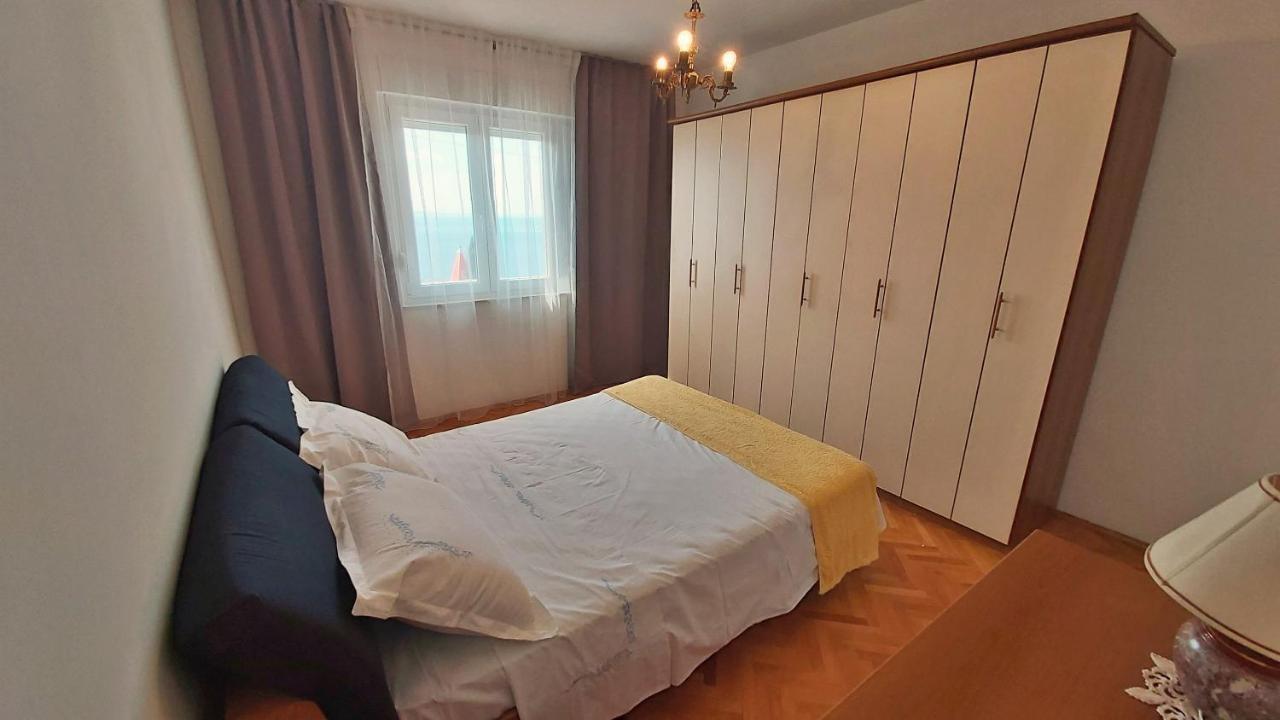 Apartment Cedo Omiš Exterior foto